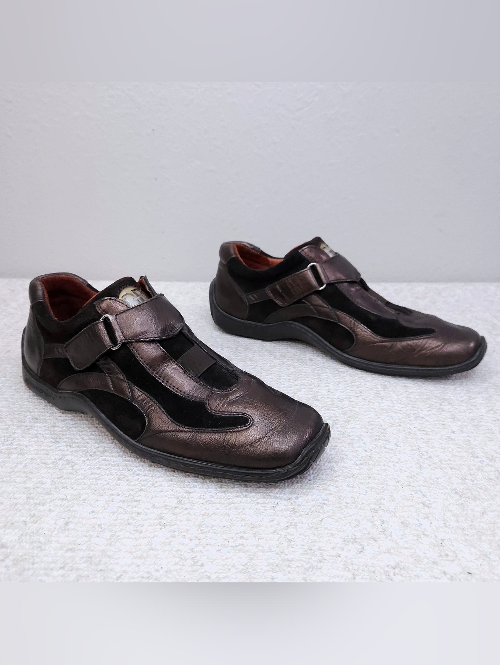 Donald Pliner Oxford Sneakers US 7 Brown Bronze Suede Leather Dotare